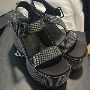 KILLSTAR NIGHT QUEEN PLATFORM SANDAL